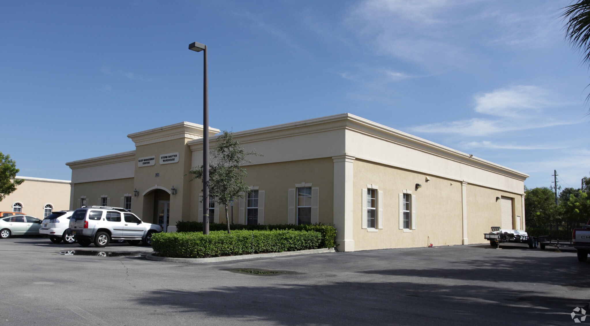 6350 Techster Blvd, Fort Myers, FL à louer Photo principale- Image 1 de 8