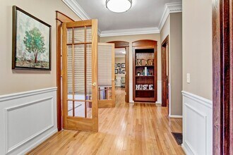 69 Monroe Ave, Pittsford, NY à louer Photo intérieure- Image 2 de 10