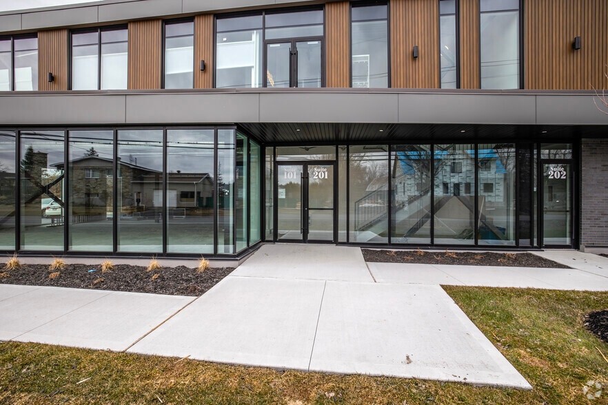 1250 Rte Édouard-VII, Saint-Philippe, QC for lease - Building Photo - Image 3 of 4