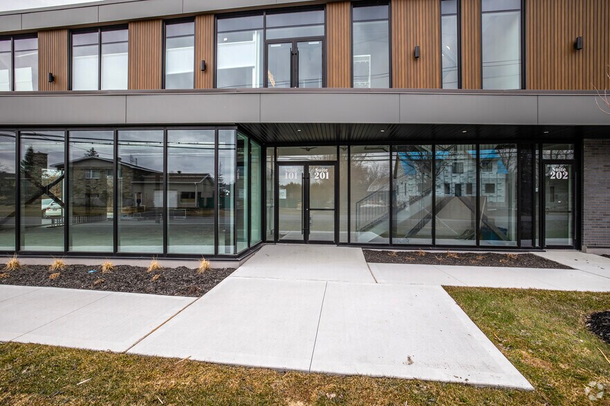 1250 Rte Édouard-VII, Saint-Philippe, QC à louer - Photo du bâtiment - Image 3 de 4