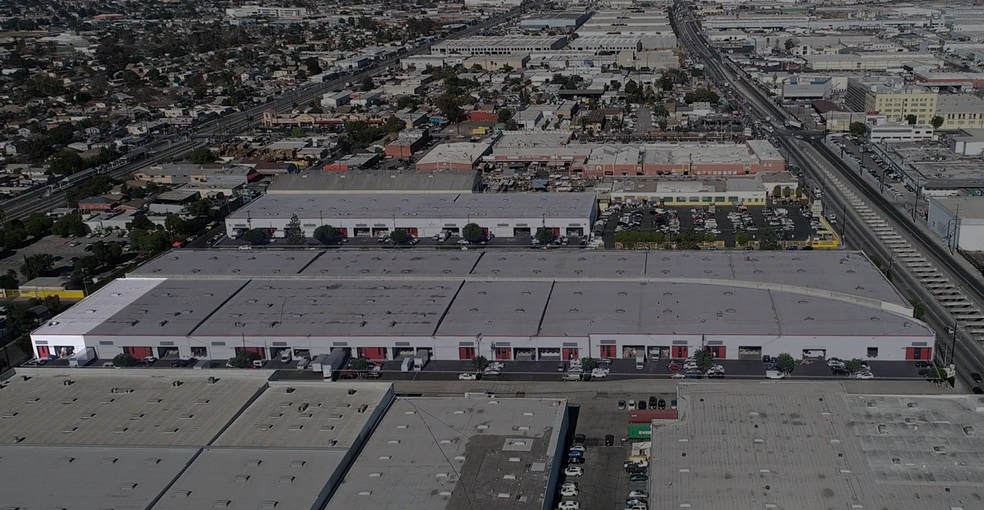 4605-4631 S Alameda St, Los Angeles, CA for lease - Building Photo - Image 3 of 5