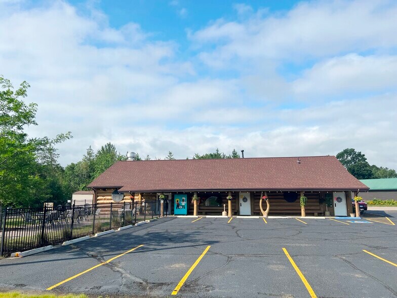2793 State 371 SW, Pine River, MN à vendre - Photo du bâtiment - Image 3 de 34