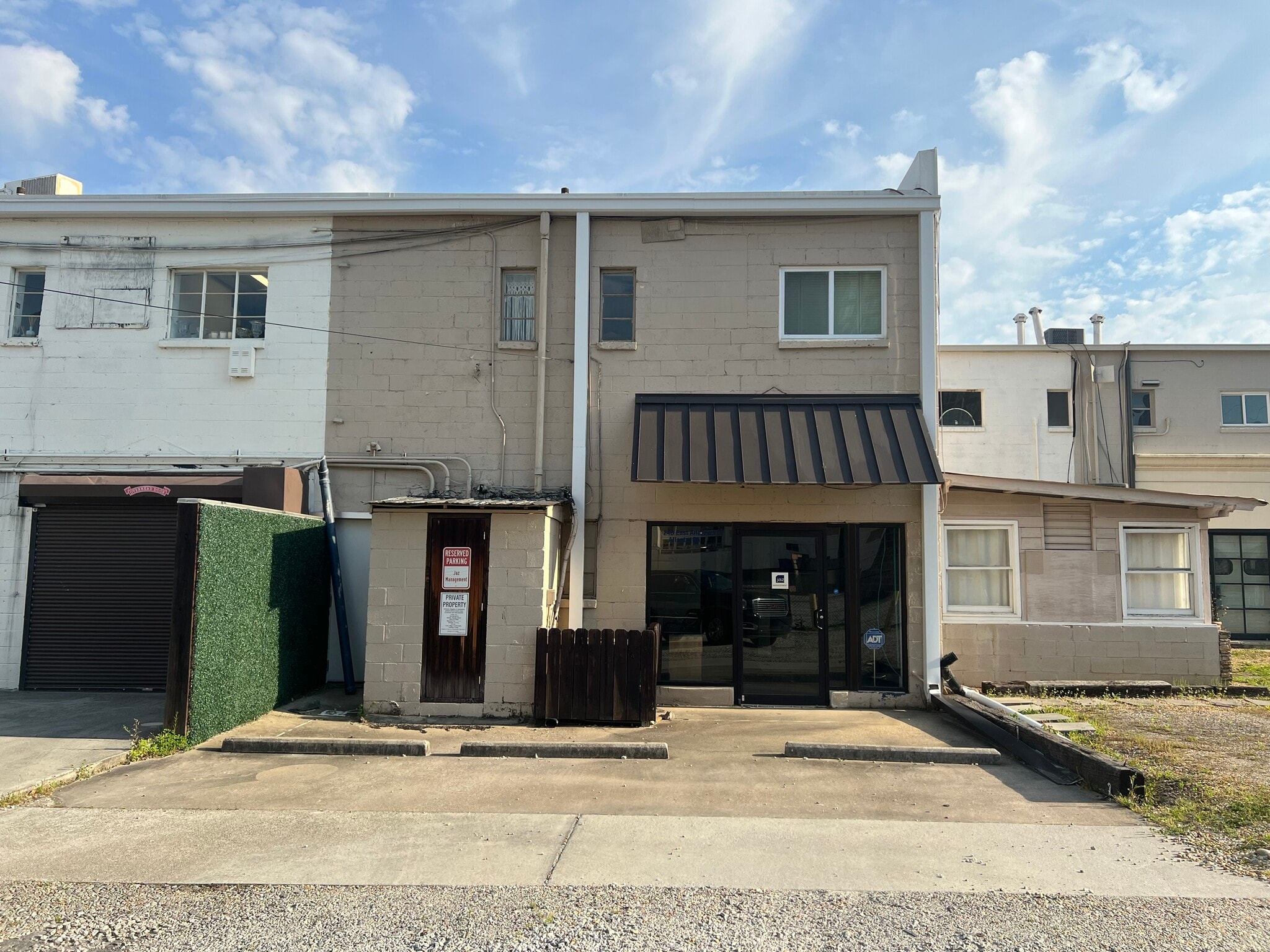 24 E Andrews Dr NW, Atlanta, GA for lease Building Photo- Image 1 of 10