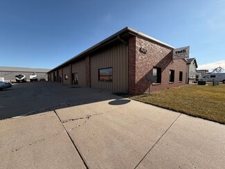 Plus de détails pour 4910 N 57th St, Lincoln, NE - Industriel à vendre