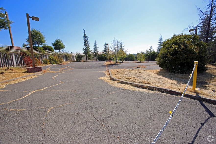 3930 Grass Valley Hwy, Auburn, CA for sale - Primary Photo - Image 2 of 4