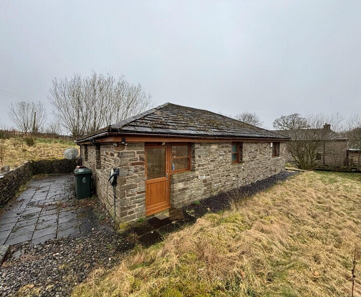 Knowsley Ln, Bolton à louer - Photo du bâtiment - Image 1 de 1