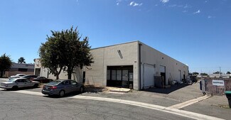 Plus de détails pour 3411-3413 W Fordham Ave, Santa Ana, CA - Industriel à louer
