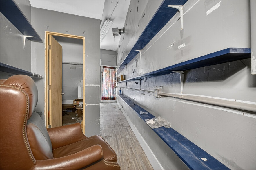 57-61 S Main St, Waterbury, CT for sale - Interior Photo - Image 2 of 24