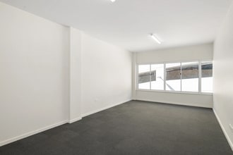 23 Willoughby Rd, Crows Nest for lease Interior Photo- Image 2 of 2