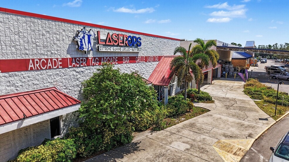 6295 Waters Ave, Tampa, FL for lease - Building Photo - Image 2 of 24