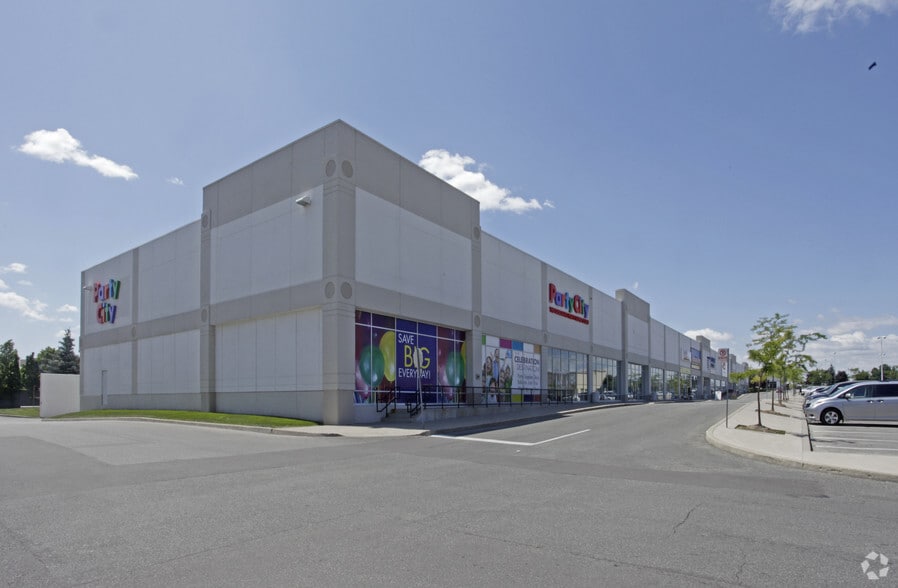 600 Matheson Blvd W, Mississauga, ON for lease - Primary Photo - Image 1 of 21