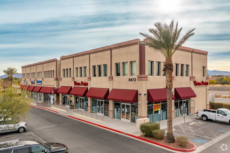8872 S Eastern Ave, Las Vegas, NV à louer - Photo du bâtiment - Image 1 de 9