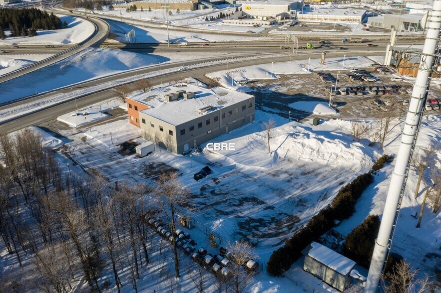 2710 Rue Einstein, Québec, QC à vendre - Photo du bâtiment - Image 3 de 3