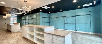 1127 Broadway St NE, Salem, OR for lease Interior Photo- Image 2 of 6