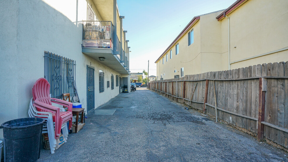 145 W Colden Ave, Los Angeles, CA for sale - Building Photo - Image 2 of 8