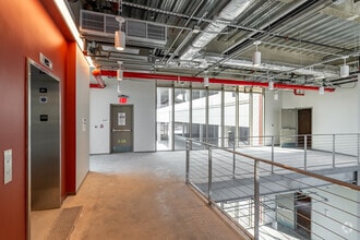 2890 Review Ave, Long Island City, NY for lease Interior Photo- Image 1 of 5