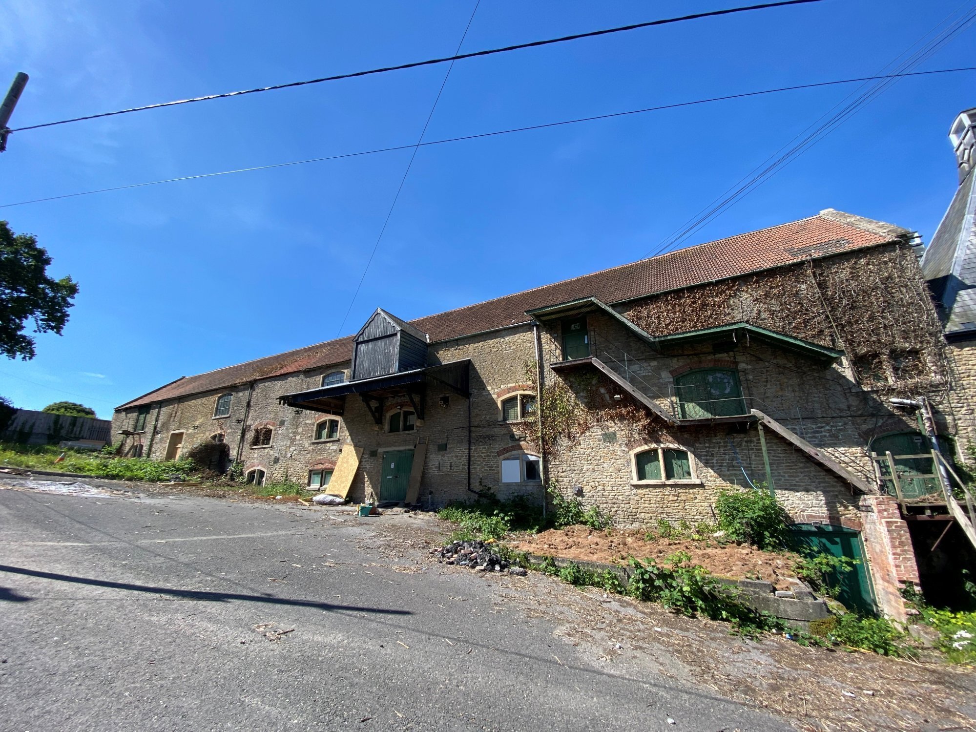 Westbury Leigh, Westbury à louer Photo du bâtiment- Image 1 de 16