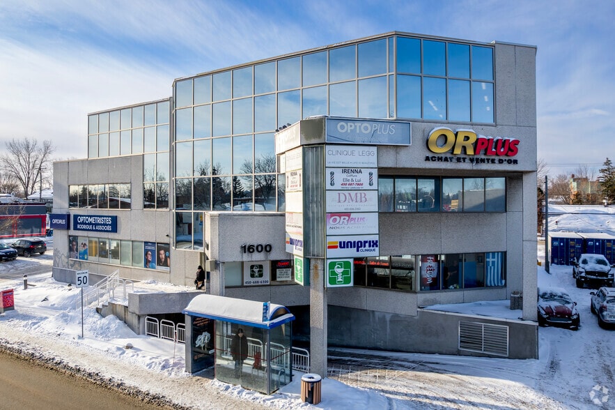 1600 Boul Curé-Labelle, Laval, QC à louer - Photo du bâtiment - Image 2 de 3