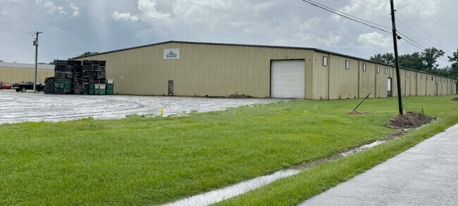 Plus de détails pour 395 Pugh Rd, Clinton, NC - Industriel à louer