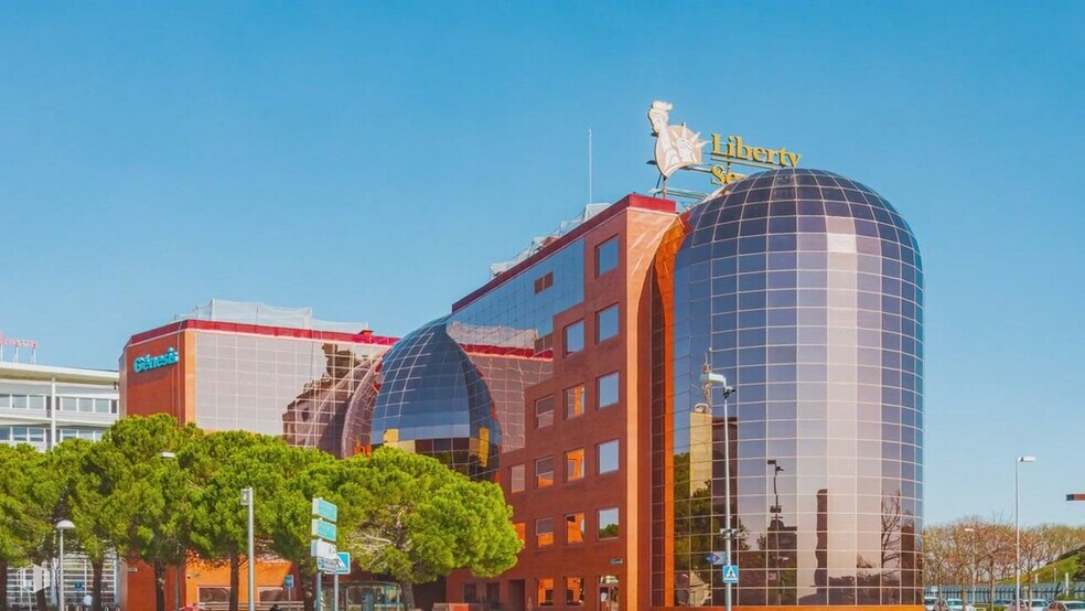 Paseo de las Doce Estrellas, 4, Madrid, Madrid à louer - Vidéo sur l’inscription commerciale - Image 2 de 70