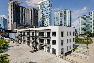 Plus de détails pour 2111 W Loop S, Houston, TX - Commerce de détail à louer