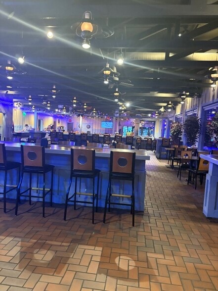 5581 S 9th St, Kalamazoo, MI for sale - Building Photo - Image 3 of 17