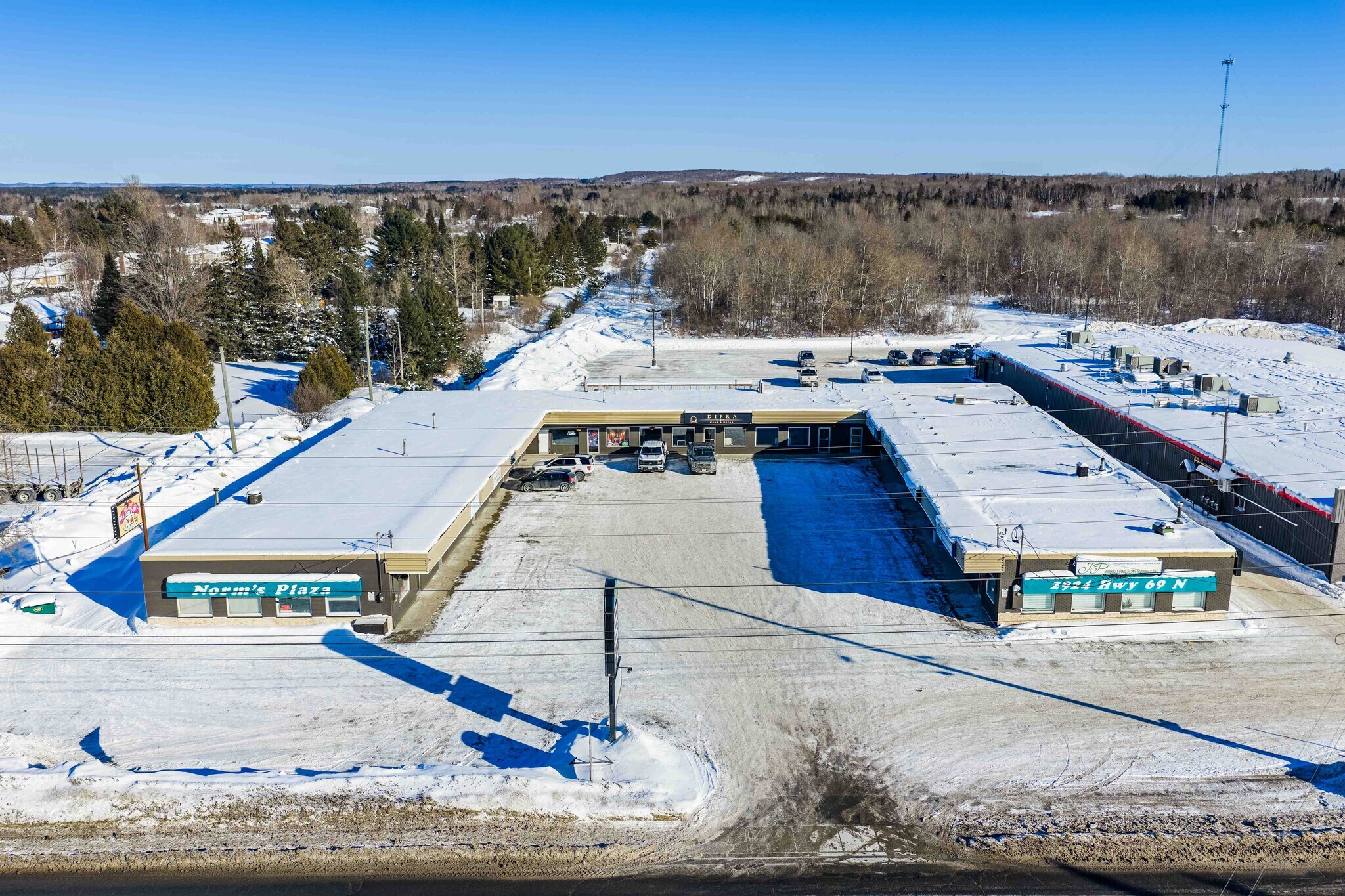 2924 Old Hwy 69 N, Val Caron, ON for lease Primary Photo- Image 1 of 10