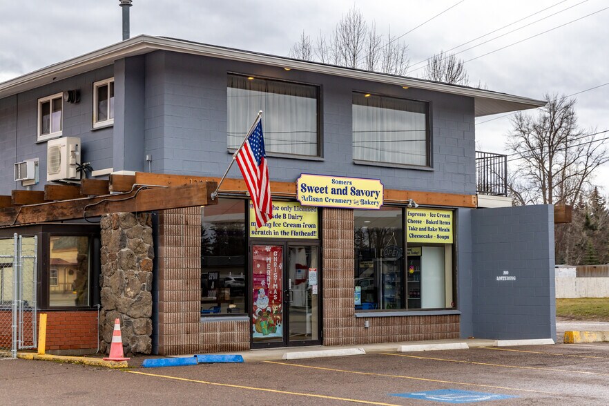 1282 US Highway 2 E, Kalispell, MT à vendre - Photo du bâtiment - Image 2 de 66