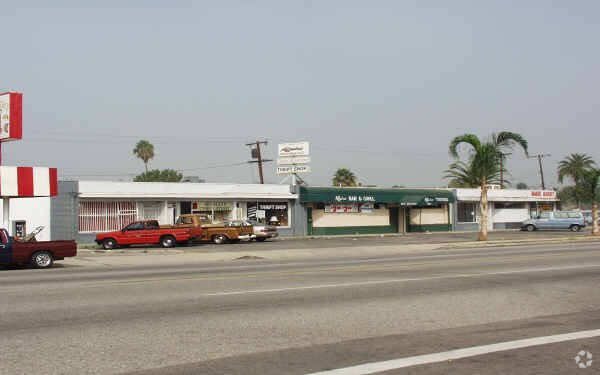 657-669 Glendora Ave, La Puente, CA à vendre - Photo du bâtiment - Image 3 de 38
