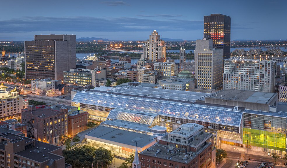 201 Av Viger O, Montréal, QC for sale - Building Photo - Image 1 of 1