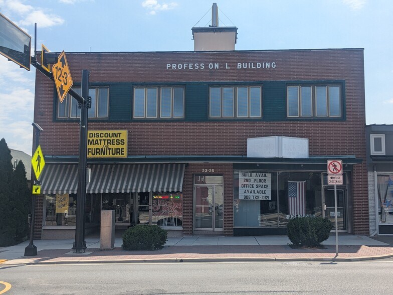 23-25 S Main St, Manville, NJ à vendre - Photo du bâtiment - Image 2 de 16