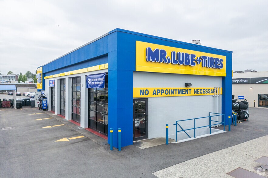 33261 S Fraser Way, Abbotsford, BC for sale - Primary Photo - Image 1 of 3