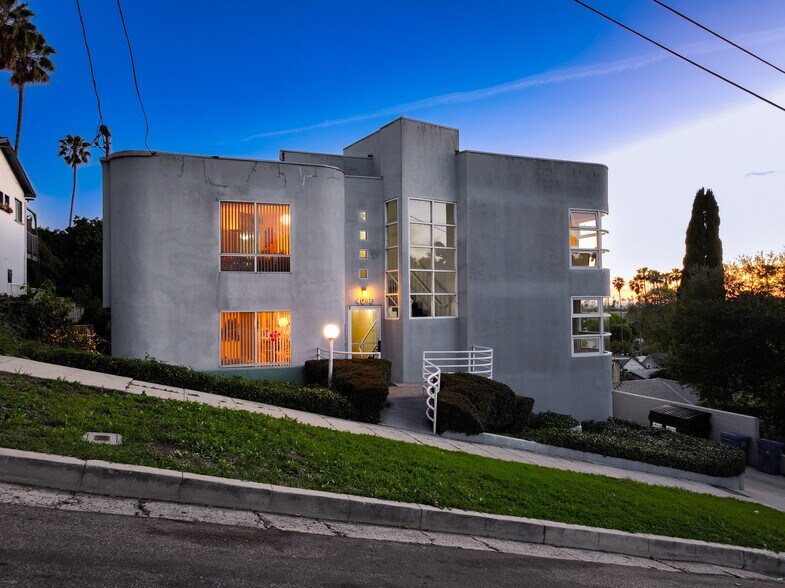 4018 Camero Ave, Los Angeles, CA à vendre - Photo du bâtiment - Image 3 de 20