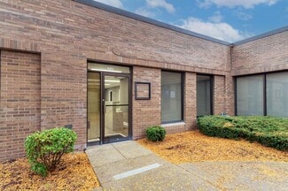 More details for 4260 Westbrook Dr, Aurora, IL - Office for Lease