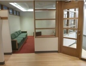 29877 Telegraph Rd, Southfield, MI for lease Interior Photo- Image 1 of 4