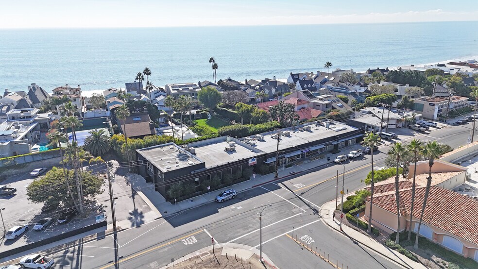23676-23712 Malibu Rd, Malibu, CA à louer - Aérien - Image 3 de 30