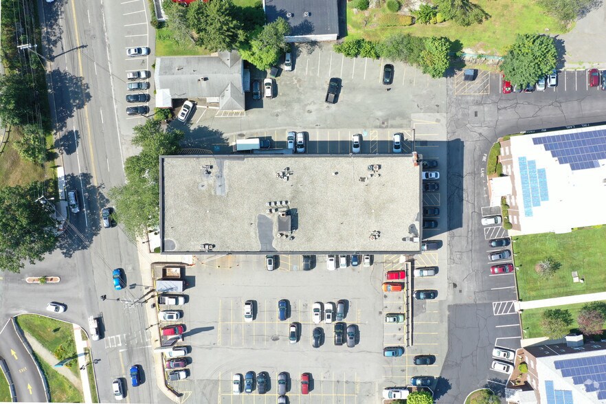 84 Highland Ave, Salem, MA à louer - Photo du bâtiment - Image 2 de 24