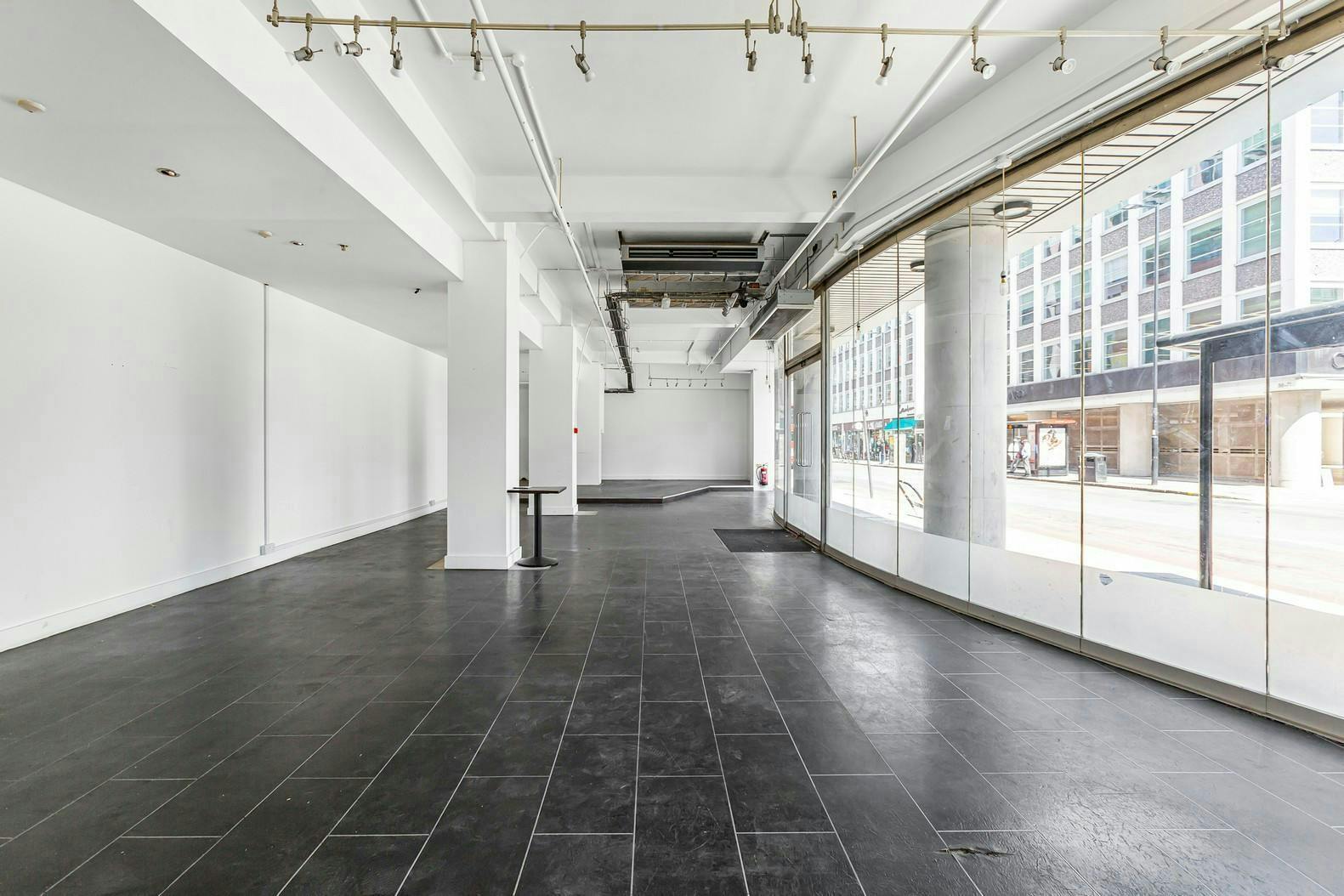 40-56 City Rd, Londres à vendre Photo intérieure- Image 1 de 39