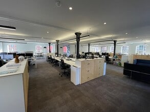 38-38A Graham St, London for lease Building Photo- Image 1 of 10