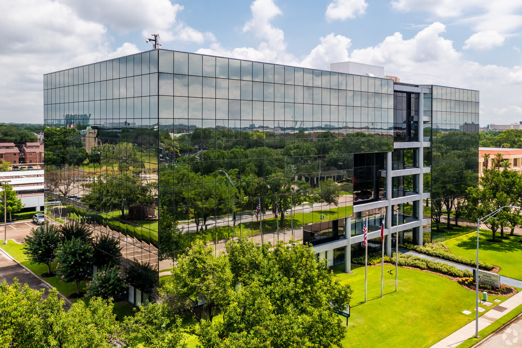 11000 Richmond Ave, Houston, TX for sale Primary Photo- Image 1 of 9