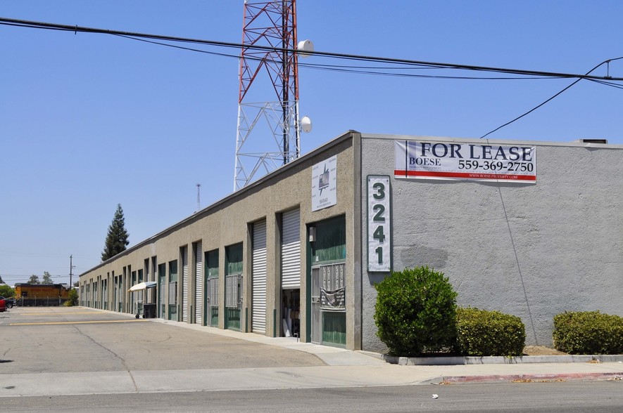 3241 N Marks Ave, Fresno, CA for lease - Primary Photo - Image 1 of 5