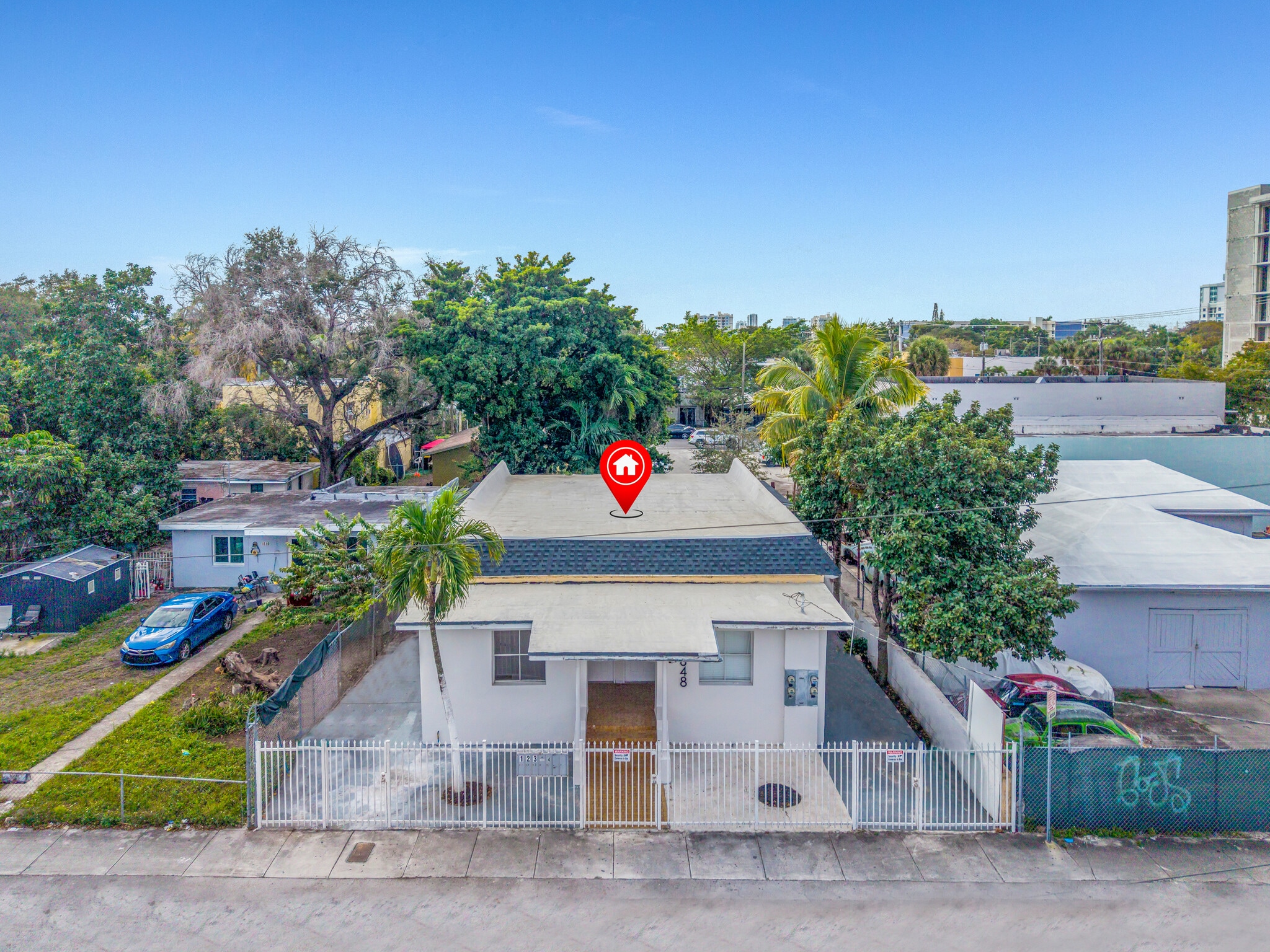 1648 NW 33rd St, Miami, FL for sale Primary Photo- Image 1 of 70