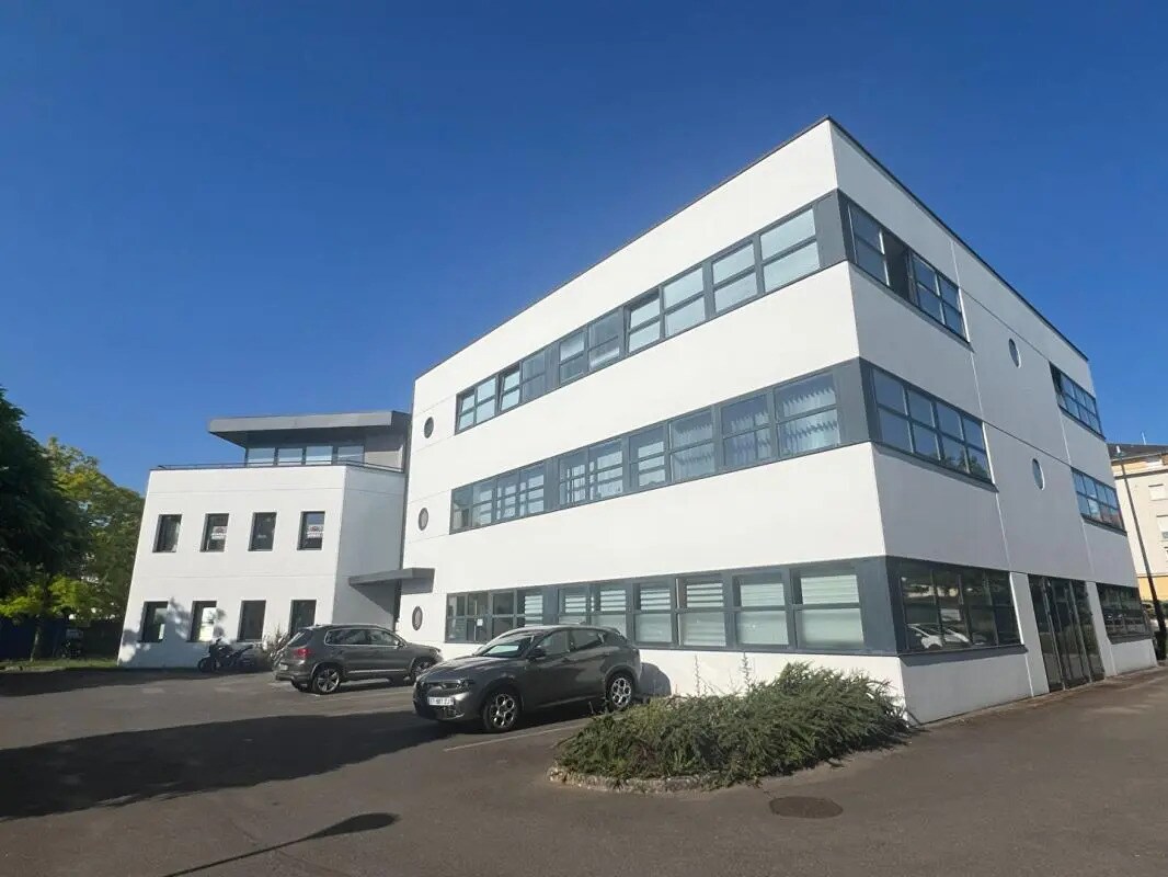 Office in Metz for lease Building Photo- Image 1 of 8