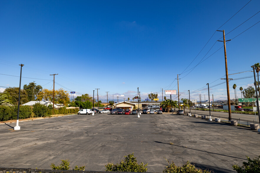 847 E Valley Blvd, Colton, CA for lease - Building Photo - Image 3 of 20