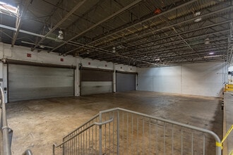 400 Devon Park Dr, Wayne, PA à louer Photo intérieure- Image 1 de 11