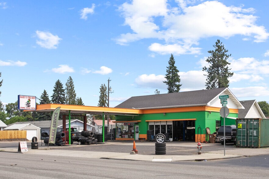 5202 N Nevada St, Spokane, WA à vendre - Photo du bâtiment - Image 3 de 12