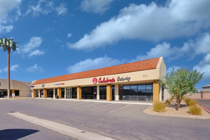 2051 W Guadalupe Rd, Mesa, AZ for lease - Building Photo - Image 3 of 10