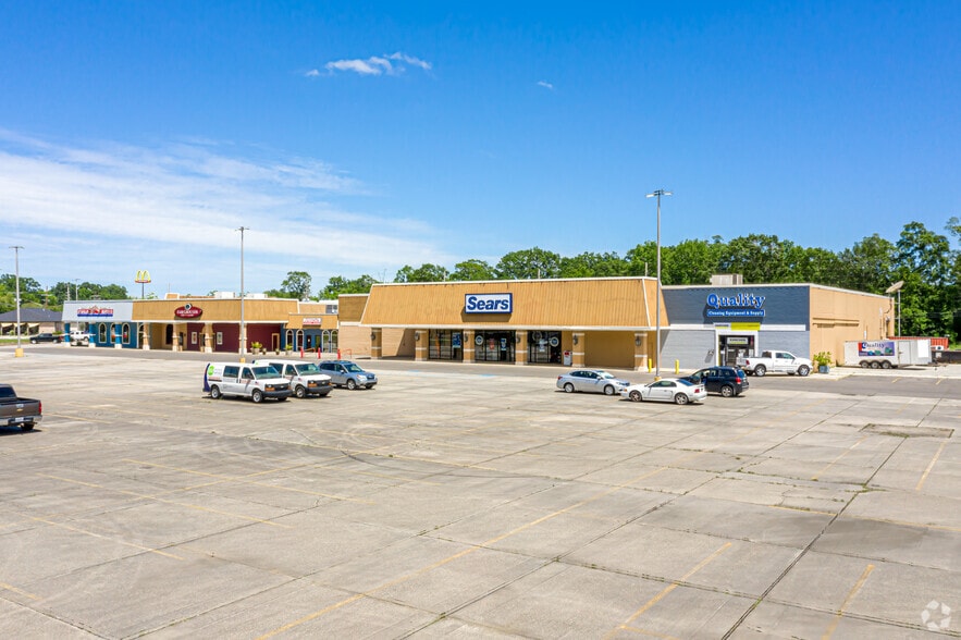 12715 Highway 90, Luling, LA for lease - Building Photo - Image 2 of 4