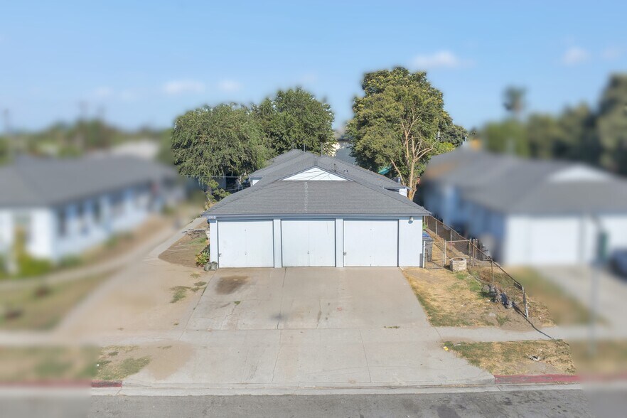 11952 Santa Fe Ave, Lynwood, CA à vendre - Photo du bâtiment - Image 2 de 4