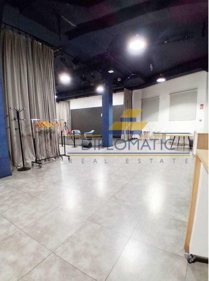 Office in Madrid, Madrid for lease Primary Photo- Image 1 of 3